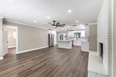 House in Homosassa, Florida 3 bedrooms, 122.82 sq.m. № 1721126 - photo 7