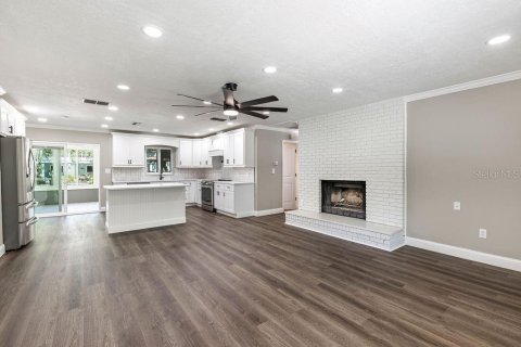 House in Homosassa, Florida 3 bedrooms, 122.82 sq.m. № 1721126 - photo 6