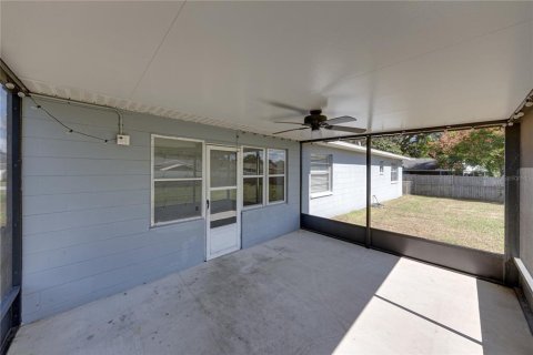 Villa ou maison à vendre à Lakeland, Floride: 3 chambres, 112.6 m2 № 2427101 - photo 29
