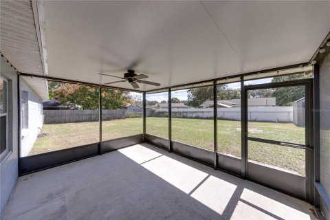 Villa ou maison à vendre à Lakeland, Floride: 3 chambres, 112.6 m2 № 2427101 - photo 28