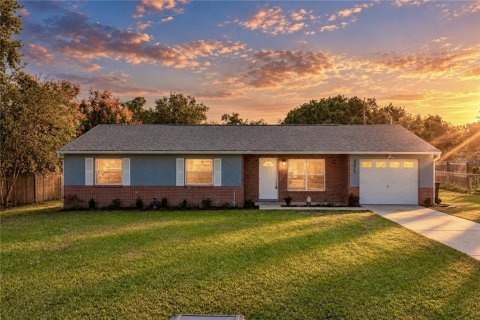 Villa ou maison à Lakeland, Floride 3 chambres, 112.6 m2 № 2427101