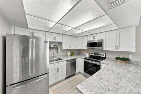 Villa ou maison à vendre à Lakeland, Floride: 3 chambres, 112.6 m2 № 2427101 - photo 11