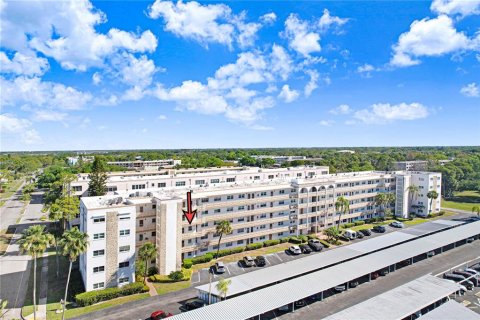 Condominio en venta en Saint Petersburg, Florida, 1 dormitorio, 106.84 m2 № 2098691 - foto 28