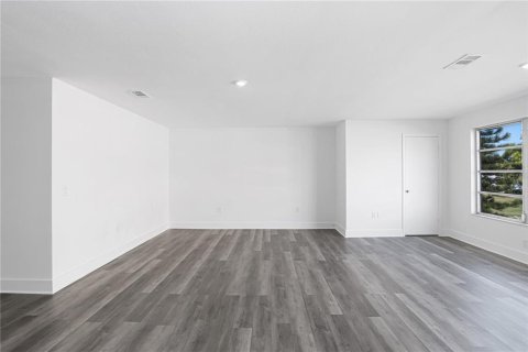Condominio en venta en Saint Petersburg, Florida, 1 dormitorio, 106.84 m2 № 2098691 - foto 14