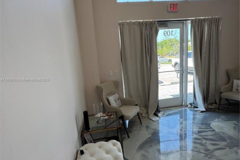 Immobilier commercial à vendre à Cooper City, Floride № 2089776 - photo 2
