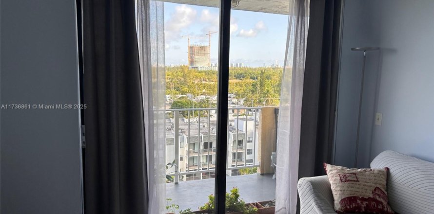 Condo à North Miami, Floride, 2 chambres № 1933797