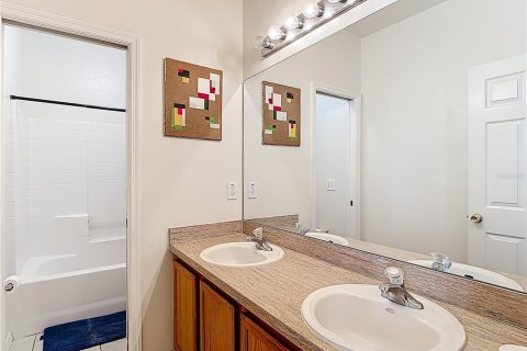 Villa ou maison à louer à Davenport, Floride: 5 chambres, 173.08 m2 № 2100999 - photo 23