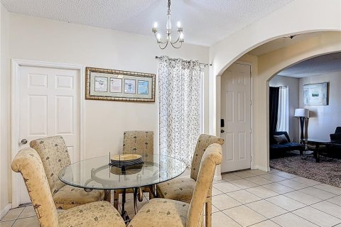 Villa ou maison à louer à Davenport, Floride: 5 chambres, 173.08 m2 № 2100999 - photo 12