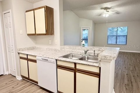Copropriété à louer à Kissimmee, Floride: 2 chambres, 104.98 m2 № 2437355 - photo 11