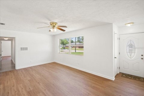 Villa ou maison à vendre à Jacksonville, Floride: 3 chambres, 114.46 m2 № 2312339 - photo 5