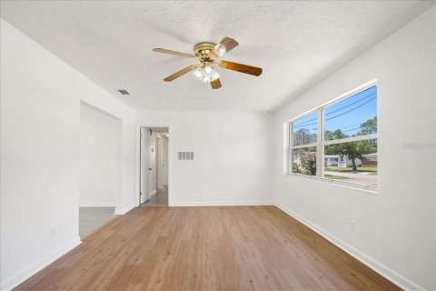 Villa ou maison à vendre à Jacksonville, Floride: 3 chambres, 114.46 m2 № 2312339 - photo 9