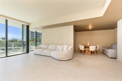 Condominio en venta en Miami Beach, Florida, 1 dormitorio, 103.12 m2 № 2013805 - foto 2