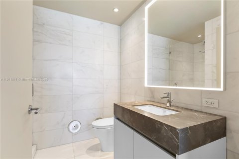 Condominio en venta en Miami Beach, Florida, 1 dormitorio, 103.12 m2 № 2013805 - foto 29