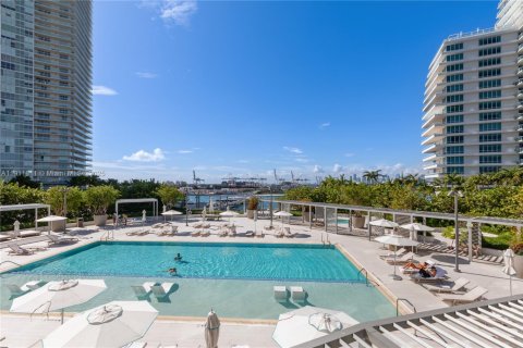 Condominio en venta en Miami Beach, Florida, 1 dormitorio, 103.12 m2 № 2013805 - foto 22