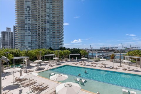Condominio en venta en Miami Beach, Florida, 1 dormitorio, 103.12 m2 № 2013805 - foto 23