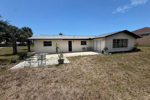 House in Rotonda, Florida 3 bedrooms, 162.3 sq.m. № 2225352 - photo 18