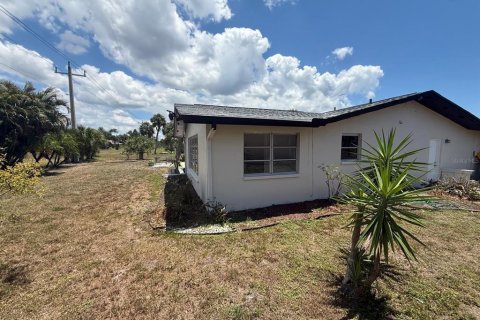 House in Rotonda, Florida 3 bedrooms, 162.3 sq.m. № 2225352 - photo 17