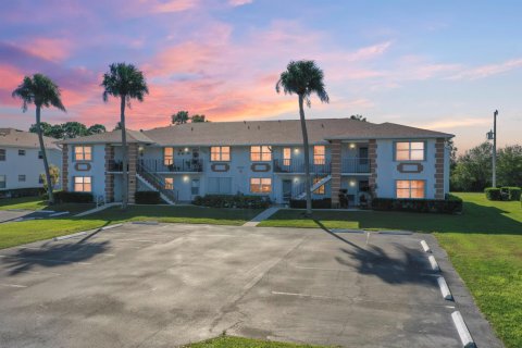 Condo à St. Lucie, Floride, 2 chambres  № 2178180
