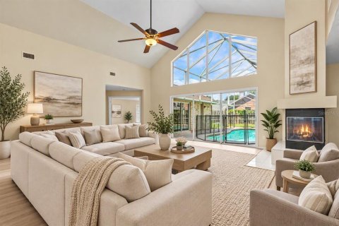 House in Port Orange, Florida 3 bedrooms, 208.19 sq.m. № 2421612 - photo 13