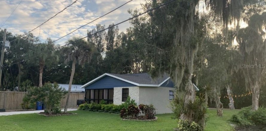Villa ou maison à Gibsonton, Floride 3 chambres, 97.36 m2 № 2236217