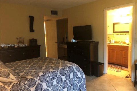 Снять в аренду кондоминиум в Бока-Ратон, Флорида 2 спальни, 97.55м2, № 1993128 - фото 5