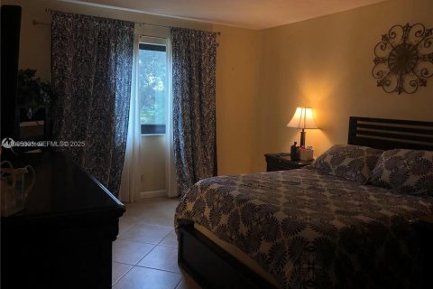 Снять в аренду кондоминиум в Бока-Ратон, Флорида 2 спальни, 97.55м2, № 1993128 - фото 4