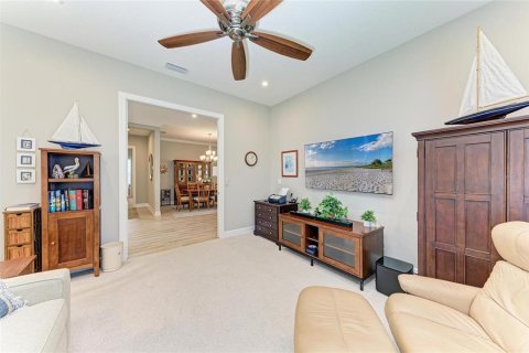 House in Bradenton, Florida 3 bedrooms, 285.4 sq.m. № 1547964 - photo 28