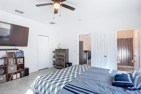 House in Orange City, Florida 3 bedrooms, 144 sq.m. № 1719750 - photo 22