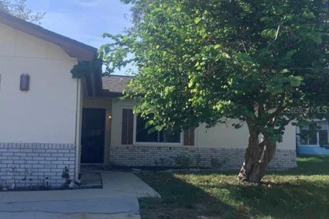 House in Hudson, Florida 2 bedrooms, 100.43 sq.m. № 1750791 - photo 4