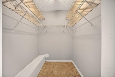 Townhouse in Leesburg, Florida 2 bedrooms, 119.66 sq.m. № 2212088 - photo 19