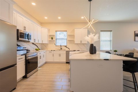 Villa ou maison à louer à New Port Richey, Floride: 3 chambres, 150.04 m2 № 2113951 - photo 15