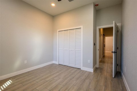 Villa ou maison à louer à New Port Richey, Floride: 3 chambres, 150.04 m2 № 2113951 - photo 28