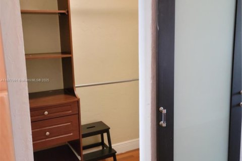 Copropriété à vendre à Miami Beach, Floride: 35.95 m2 № 2012310 - photo 8