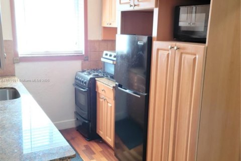 Copropriété à vendre à Miami Beach, Floride: 35.95 m2 № 2012310 - photo 3