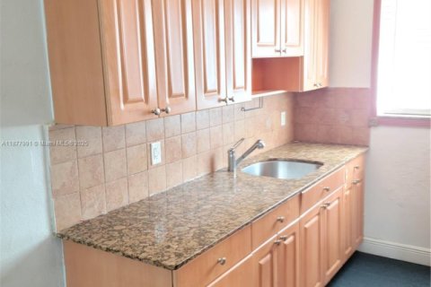 Copropriété à vendre à Miami Beach, Floride: 35.95 m2 № 2012310 - photo 4