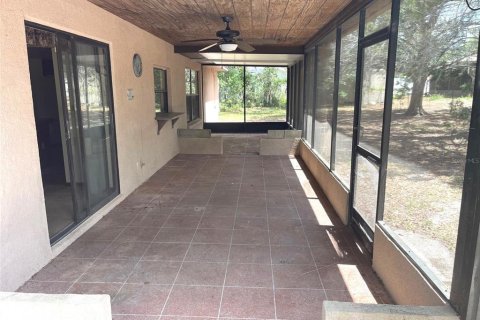 House in Spring Hill, Florida 3 bedrooms, 158.68 sq.m. № 2142507 - photo 19