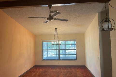House in Spring Hill, Florida 3 bedrooms, 158.68 sq.m. № 2142507 - photo 5