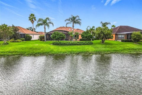 Casa en venta en Poinciana, Florida, 3 dormitorios, 227.61 m2 № 1901869 - foto 5