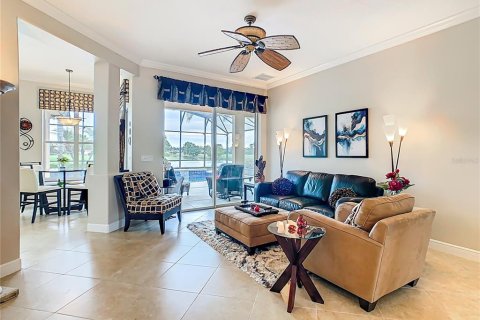 Casa en venta en Poinciana, Florida, 3 dormitorios, 227.61 m2 № 1901869 - foto 8