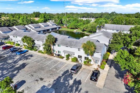 Townhouse in Dunedin, Florida 2 bedrooms, 102.19 sq.m. № 1785090 - photo 10