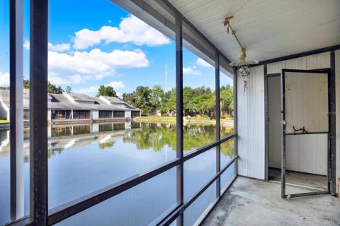 Townhouse in Dunedin, Florida 2 bedrooms, 102.19 sq.m. № 1785090 - photo 5