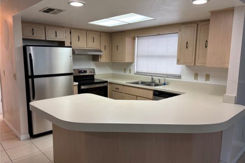 Villa ou maison à vendre à Port Richey, Floride: 2 chambres, 140.28 m2 № 2231671 - photo 6
