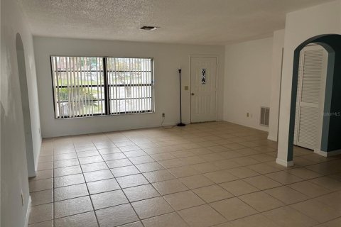 Villa ou maison à vendre à Port Richey, Floride: 2 chambres, 140.28 m2 № 2231671 - photo 9
