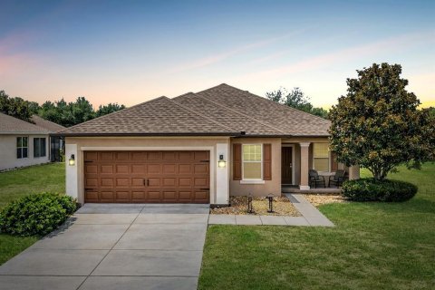 House in Ocala, Florida 2 bedrooms, 176.89 sq.m. № 2228325