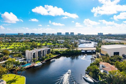 Condominio en Boca Raton, Florida, 2 dormitorios  № 2172389
