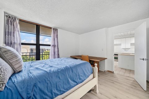 Condo in Boca Raton, Florida, 2 bedrooms  № 2172389 - photo 25
