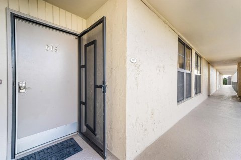Condo in Boca Raton, Florida, 2 bedrooms  № 2172389 - photo 5