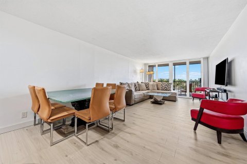 Condo in Boca Raton, Florida, 2 bedrooms  № 2172389 - photo 8