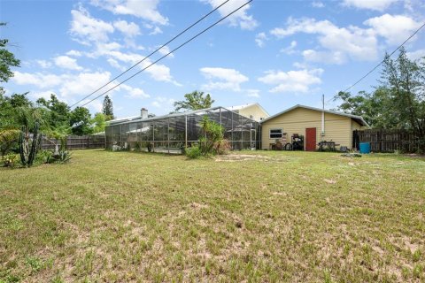 House in Titusville, Florida 4 bedrooms, 243.87 sq.m. № 1845221 - photo 26