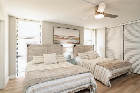 Copropriété à louer à Palm Beach, Floride: 2 chambres, 137.12 m2 № 2262324 - photo 19